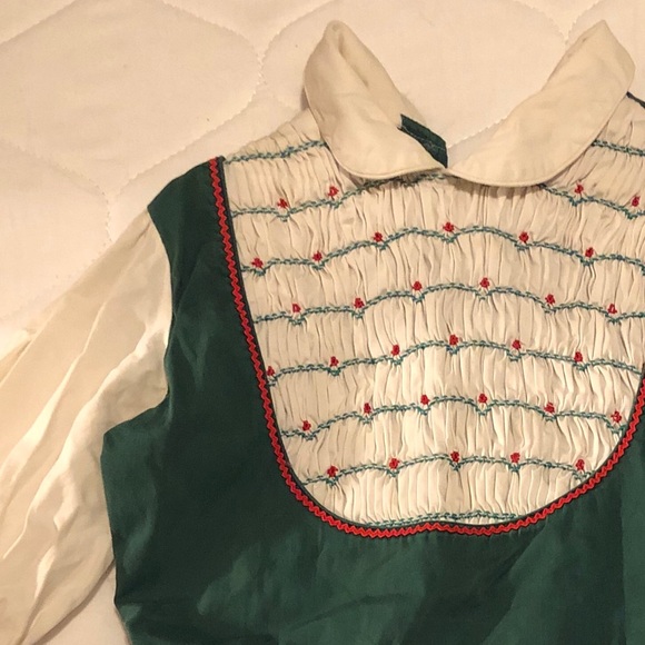 Vintage Other - Adorable VINTAGE girls dress!!